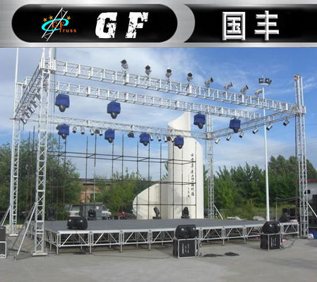 โคมไฟอลูมิเนียมมัดเวทีคอนเสิร์ตกลางแจ้งหลอด 50 * 3 มม